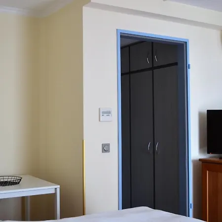Ana Living By Arthotel Ana Hotell 3*