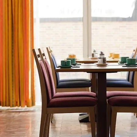 Park By Radisson Frankfurter Ring Hotel 3*