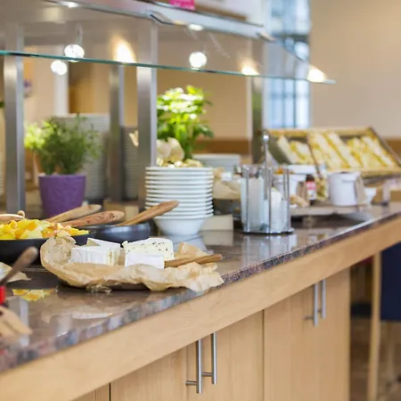 Hotel Park By Radisson Frankfurter Ring 3*